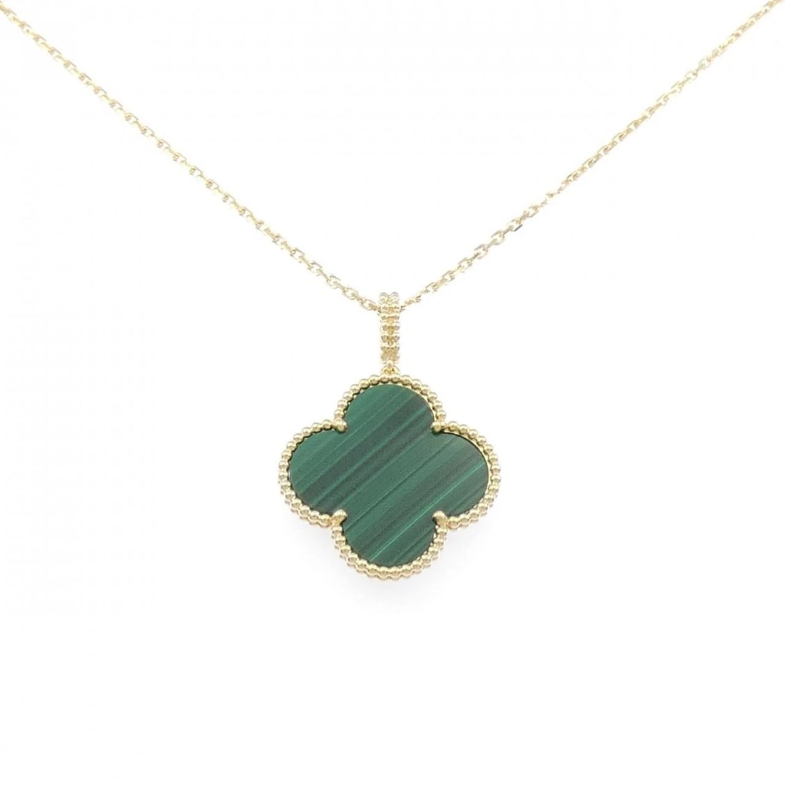 VAN CLEEF & ARPELS MAGIC ALHAMBRA LONG NECKLACE: Van Cleef & Arpels Magic Alhambra Long Necklace Brand: Van Cleef & Arpels Type: Necklace Material: 750 yellow gold, Main Stone/Creation Malachite Color: yellow gold Size: 82?90cm,Actual Size