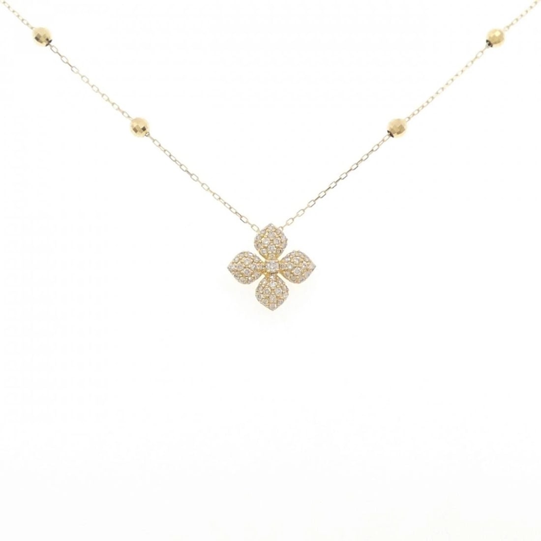 K18YG FLOWER PAVE DIAMOND NECKLACE: K18YG Flower Pave Diamond Necklace Brand: Unbranded Type: Necklace Material: K18 Yellow Gold, Main Stone/Creation Natural Color: yellow gold Size: 60cmActualSize Pendant top H x W: