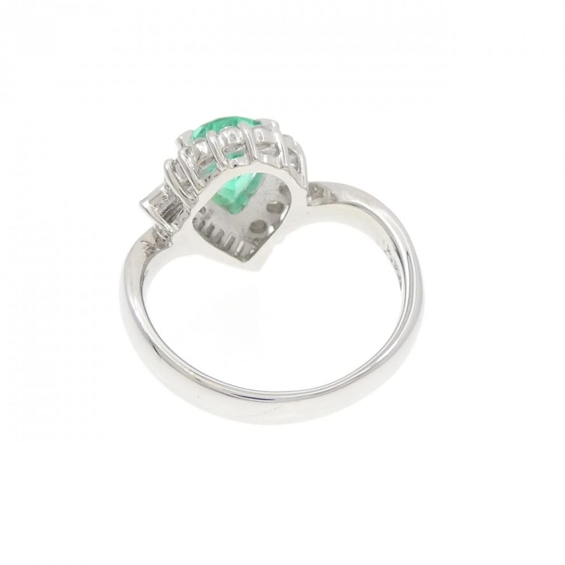 PT900 EMERALD RING - 3