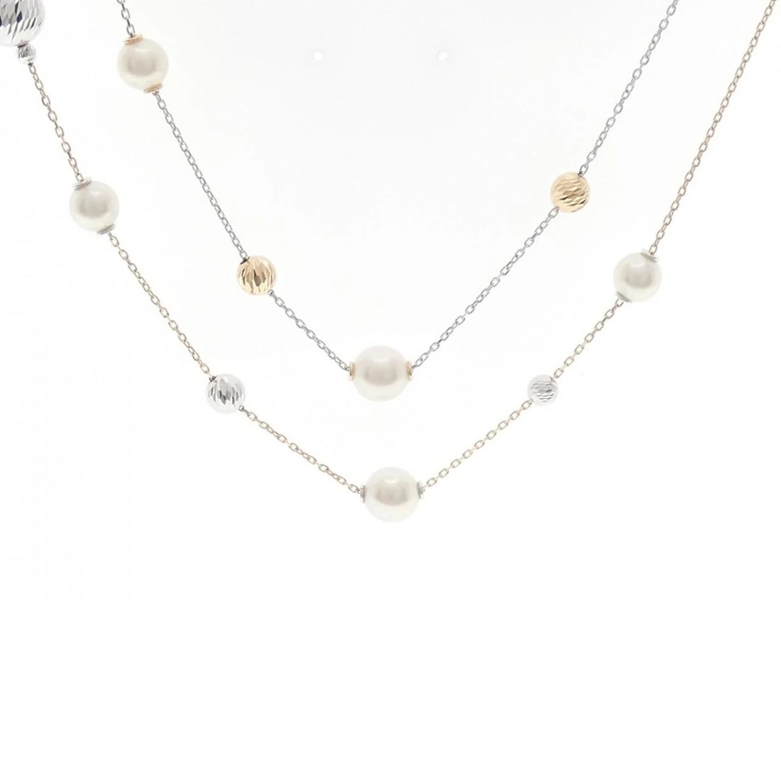 K18PG K18WG AKOYA PEARL NECKLACE: K18PG K18WG Akoya Pearl Necklace Brand: Unbranded Type: Necklace Material: K18 Pink Gold K18 White Gold, Main Stone/Creation akoya pearl Color: pink gold Size: Accessories: None Accessories