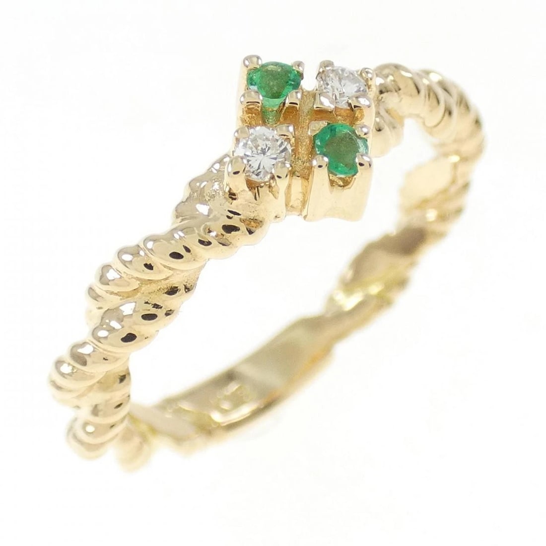 K18YG EMERALD RING: K18YG Emerald Ring Brand: Unbranded Type: Ring Material: K18 Yellow Gold, Main Stone/Creation emerald Color: yellow gold Size: 4.5-5US Accessories: None Accessories Notice: When purchasing