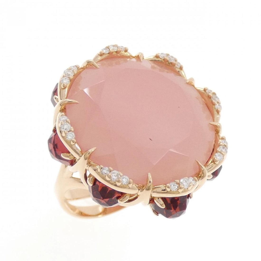 PONTE VECCHIO COLOR STONE RING: Ponte Vecchio Color Stone Ring Brand: Ponte Vecchio Type: Ring Material: 750 Pink Gold, Main Stone/Creation Chalcedony Color: Pink Gold Size: 6.5 (US size) Accessories: None Accessories