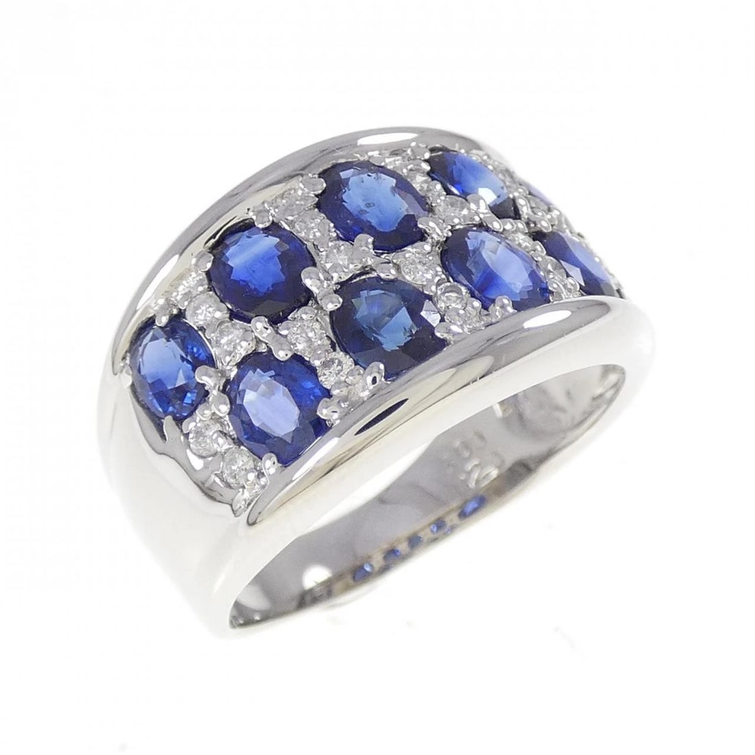 PT900 SAPPHIRE RING: PT900 Sapphire Ring Brand: Unbranded Type: Ring Material: Platinum 900, Main Stone/Creation sapphire Color: platinum Size: 9.5US Accessories: None Accessories Notice: When purchasing pre-o