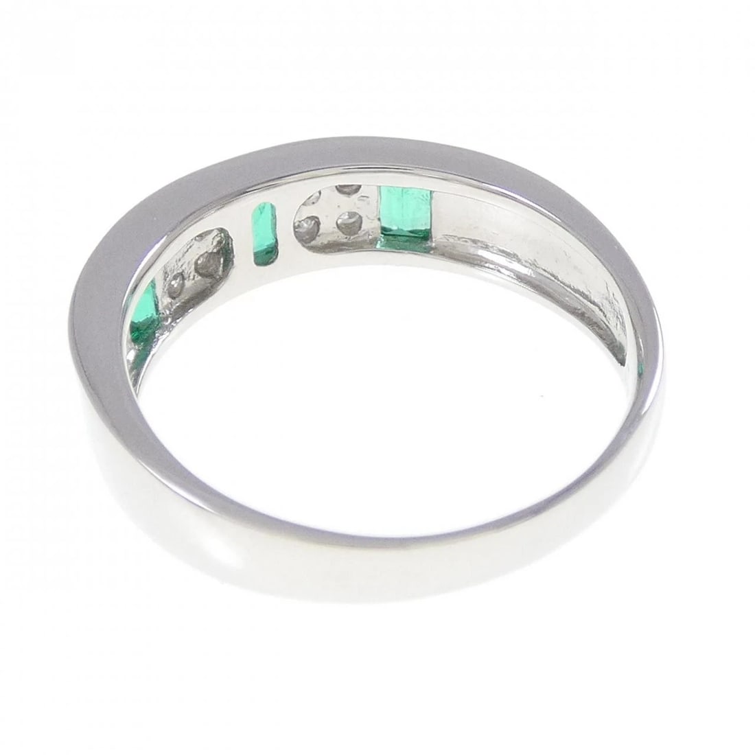 PT900 EMERALD RING - 3