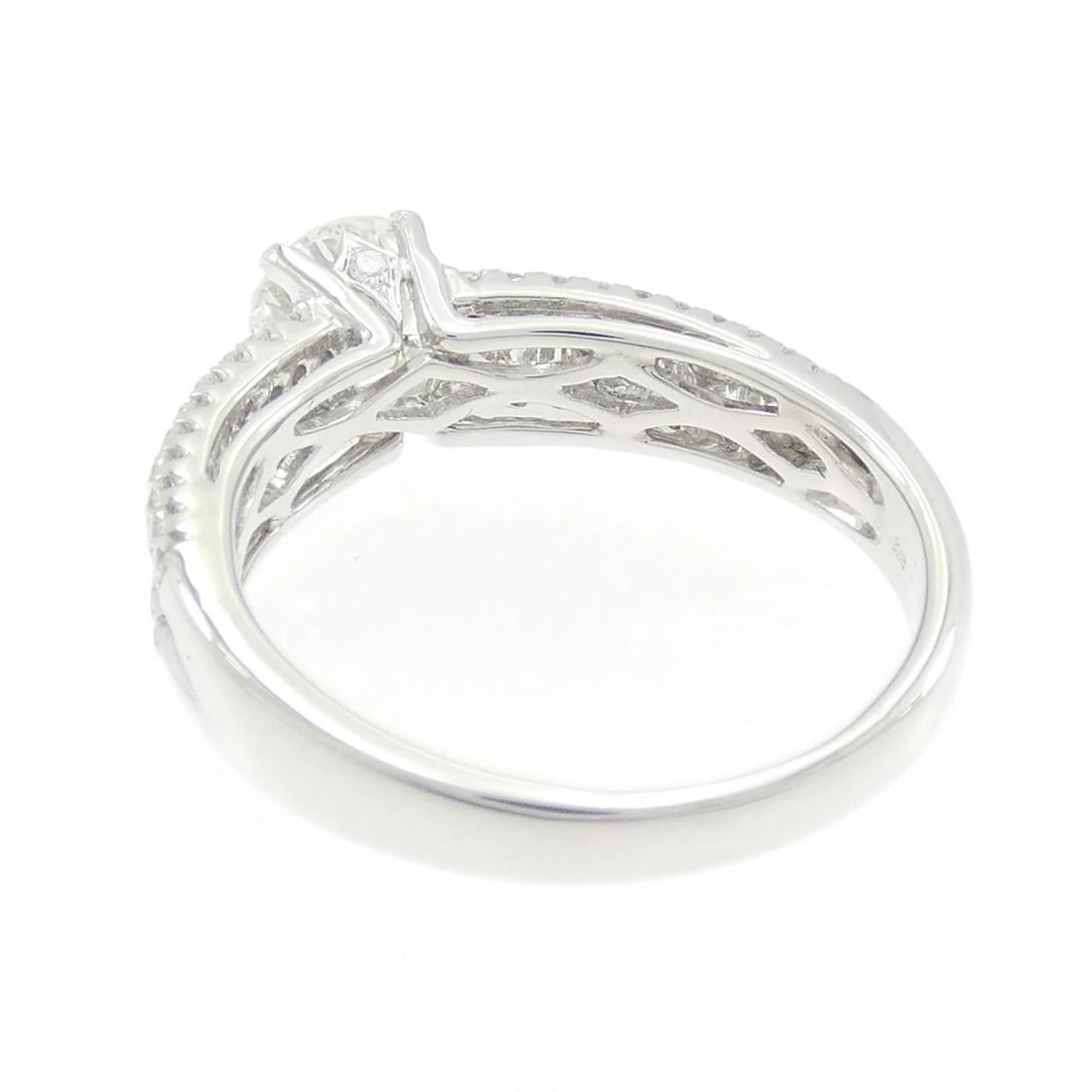 K18WG DIAMOND RING - 3