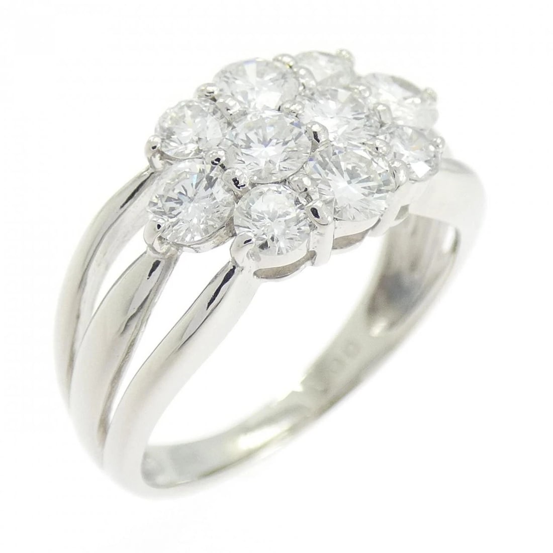 PT900 DIAMOND RING: PT900 Diamond Ring Brand: Unbranded Type: Ring Material: Platinum 900, Main Stone/Creation Natural Color: platinum Size: 5.5US Accessories: None Accessories Notice: When purchasing pre-owned