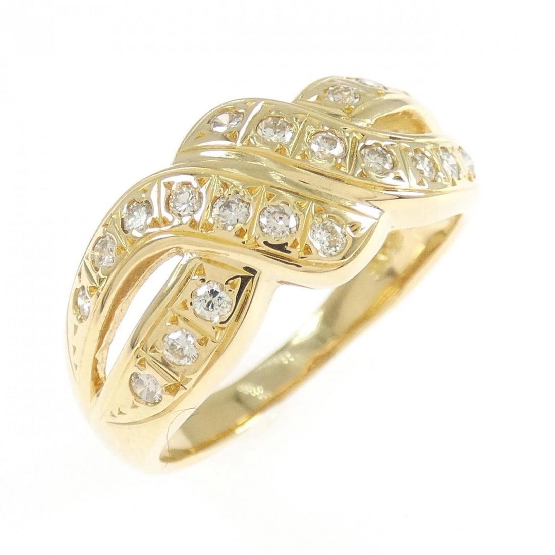 K18YG DIAMOND RING: K18YG Diamond Ring Brand: Unbranded Type: Ring Material: K18 Yellow Gold, Main Stone/Creation Natural Color: yellow gold Size: 8.5US Accessories: None Accessories Notice: When purchasing p