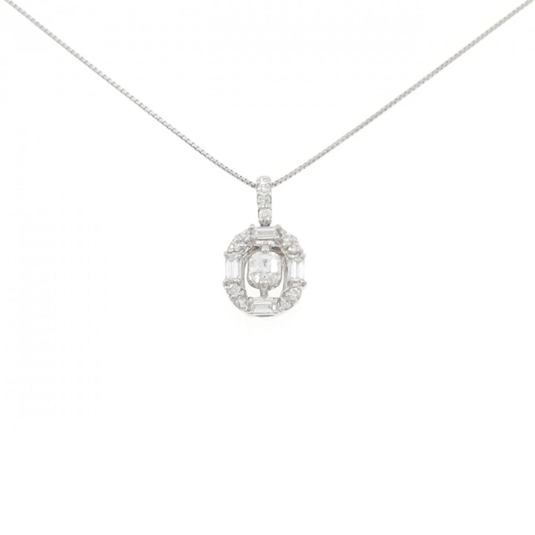 PT900 PT850 DIAMOND NECKLACE: PT900 PT850 Diamond Necklace Brand: Unbranded Type: Necklace Material: Platinum 900 Platinum 850, Main Stone/Creation Natural Color: platinum Size: 45cmPendant top H x W: 15.5mmx8.7mm Chain