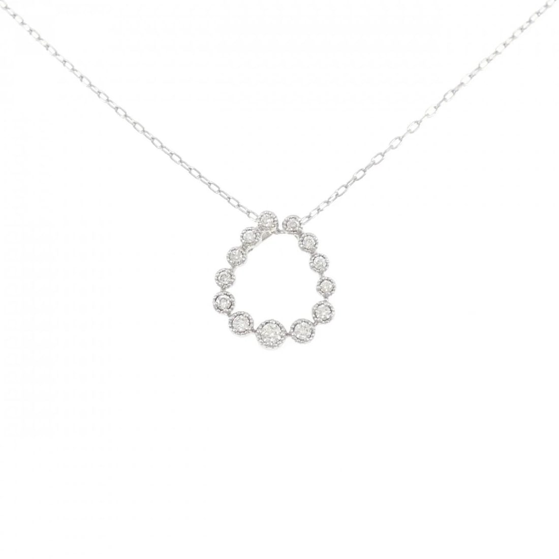 PT900 PT850 DIAMOND NECKLACE: PT900 PT850 Diamond Necklace Brand: Unbranded Type: Necklace Material: Platinum 900 Platinum 850, Main Stone/Creation Natural Color: platinum Size: 45cmPendant top H x W: 14.0mmx12.6mm Chain