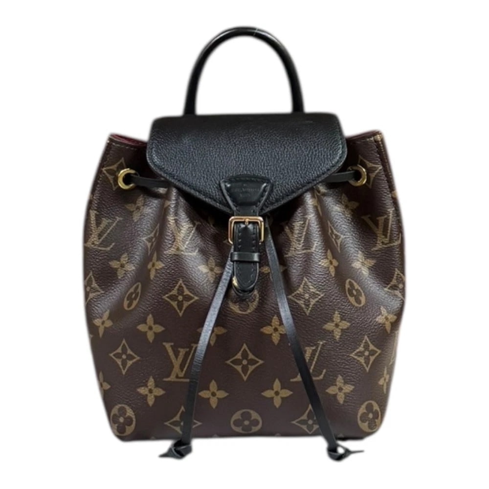 LOUIS VUITTON BACKPACK Â· DAYPACK MONOGRAM CANVAS BACKPACK Â· DAYPACK: LOUIS VUITTON Backpack Â· Daypack Monogram canvas Backpack Â· Daypack Brand: LOUIS VUITTON Type: Backpack Â· Daypack Material: Exterior Material Monogram canvas Color: Brown / black Size: W6