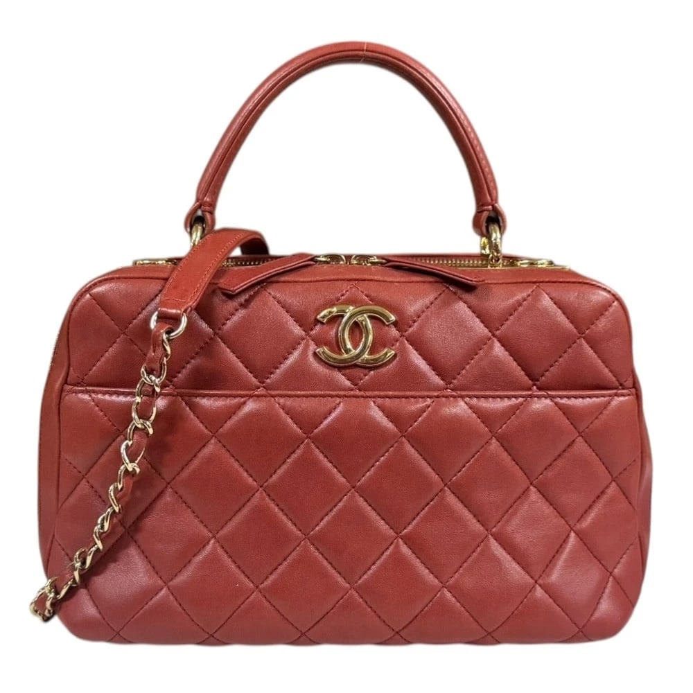 CHANEL SHOULDER BAG LAMBSKIN CHAIN MATELASSE SHOULDER BAG: CHANEL Shoulder Bag lambskin Chain Matelasse Shoulder Bag Brand: CHANEL Type: Shoulder Bag Material: Exterior Material lambskin Color: Red Size: W10.2 x H6.3 x D5.7inch Handle:9.1inch