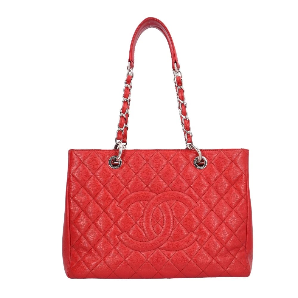 CHANEL TOTE BAG CAVIARSKIN CHAIN MATRASSE GST TOTE TOTE BAG: CHANEL Tote Bag Caviarskin Chain Matrasse GST tote Tote Bag Brand: CHANEL Type: Tote Bag Material: Exterior Material Caviarskin Color: Red Size: W13.0 x H9.3 x D5.1inch Shoulder:22.4inch 