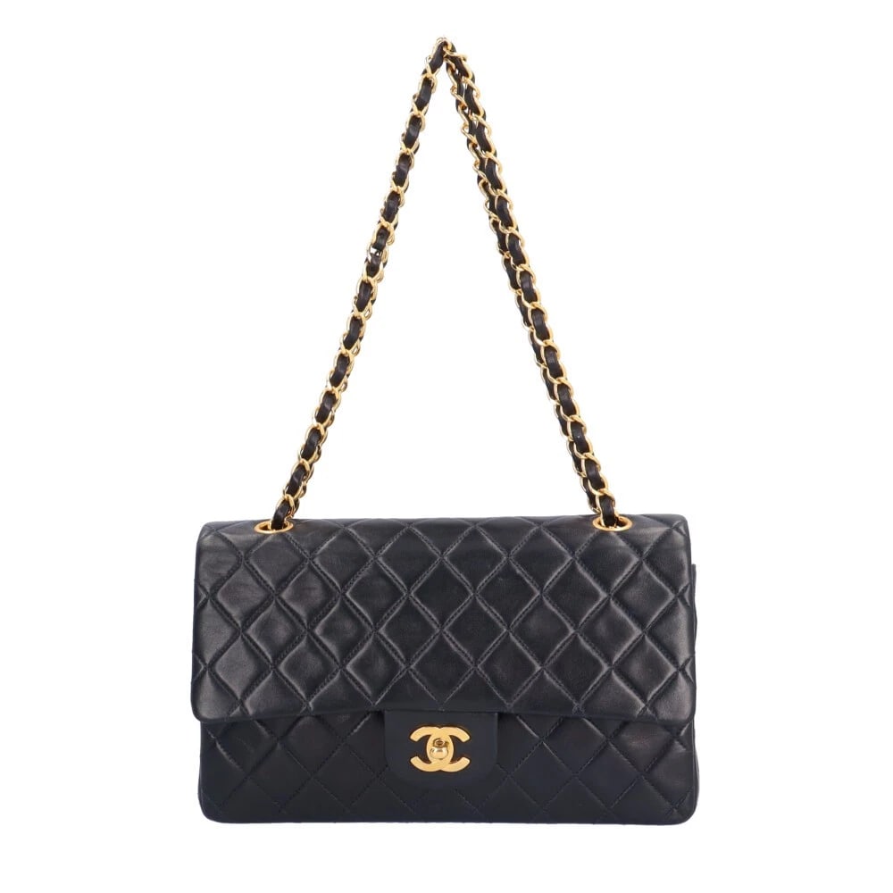 CHANEL SHOULDER BAG CROSS BODY LAMBSKIN MATRASSE DOUBLE FLAP 25 SHOULDER BAG: CHANEL Shoulder Bag Cross Body lambskin Matrasse Double Flap 25 Shoulder Bag Brand: CHANEL Type: Shoulder Bag Material: Exterior Material lambskin Color: Navy Size: W9.8 x H6.3 x D2.8inch Shoulder