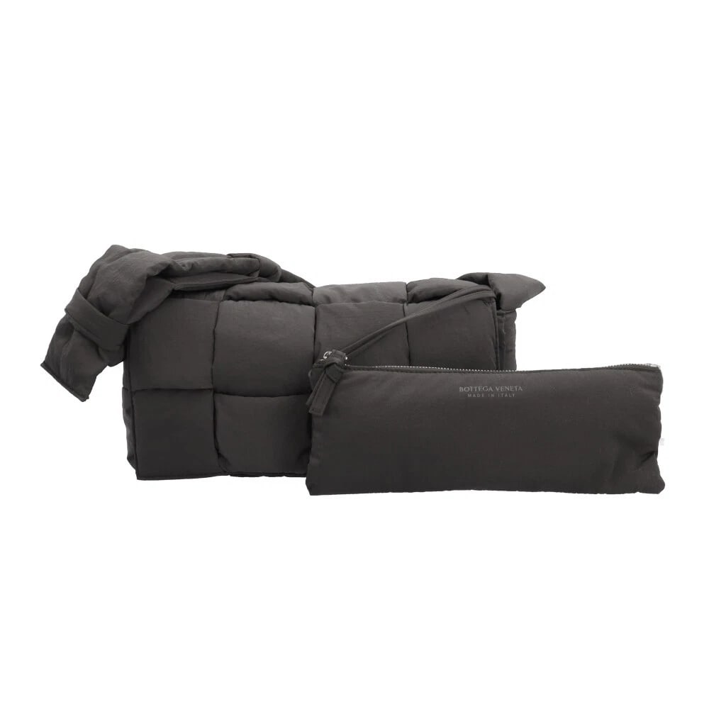 BOTTEGAVENETA SHOULDERBAG CNYLONINTRECCIATO PADDETTTECHCASSETTE SHOULDER BAG: BOTTEGAVENETA ShoulderBag cNylonIntrecciato PaddettTechCassette Shoulder Bag Brand: BOTTEGAVENETA Type: Shoulder Bag Material: Exterior Material Nylon Color: gray Size: W11.8 x H5.7 x D3.0inch