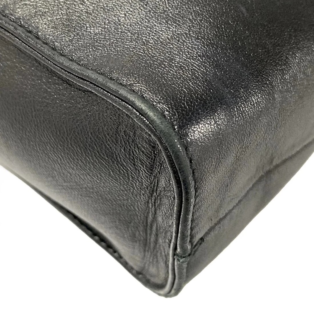 PRADA - BLACK LEATHER HANDBAG - 6