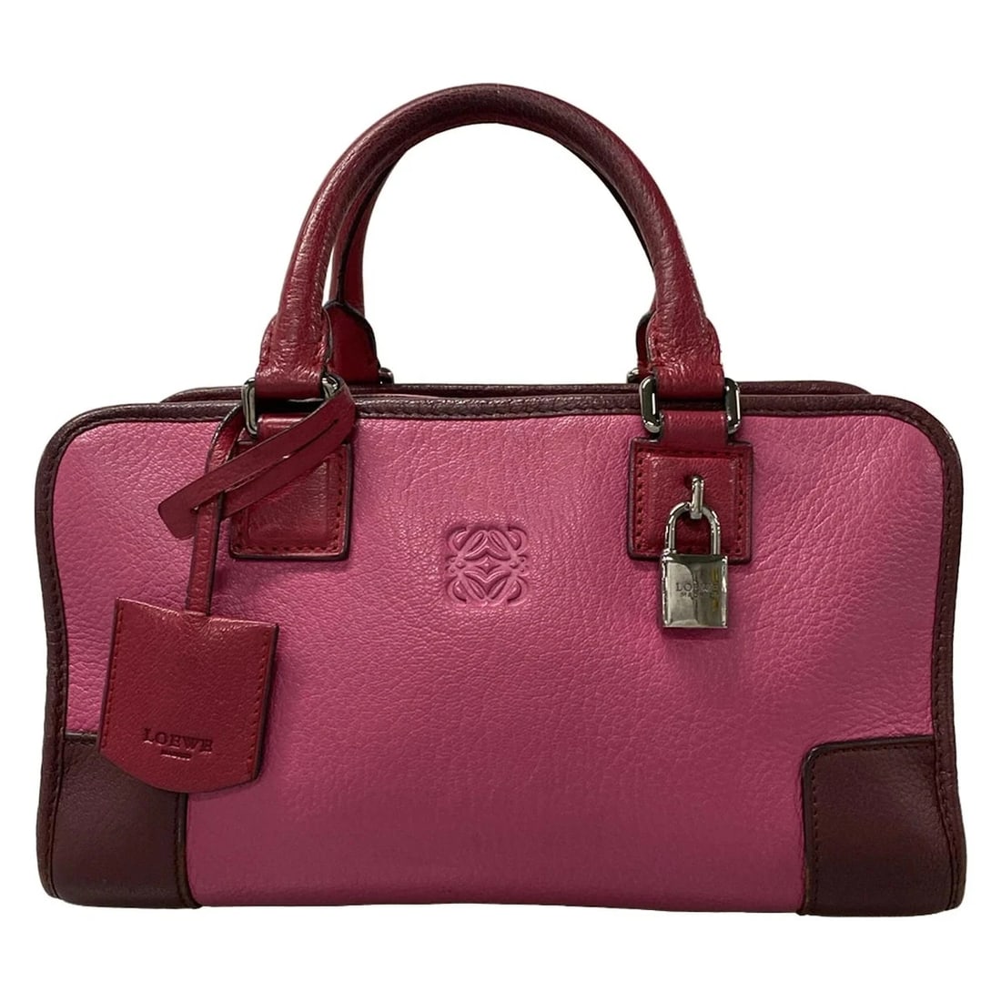 LOEWE 28 PINK BORDEAUX RED LEATHER HANDBAG HANDBAG: LOEWE 28 Pink Bordeaux Red Leather Handbag Handbag Brand: LOEWE Type: Handbag Material: Leather Color: Pink, Bordeaux, Red Size: Height : 6.5 inch (16.5 cm) Width: 7.28" (18.5 cm) Depth : 5.31 inc
