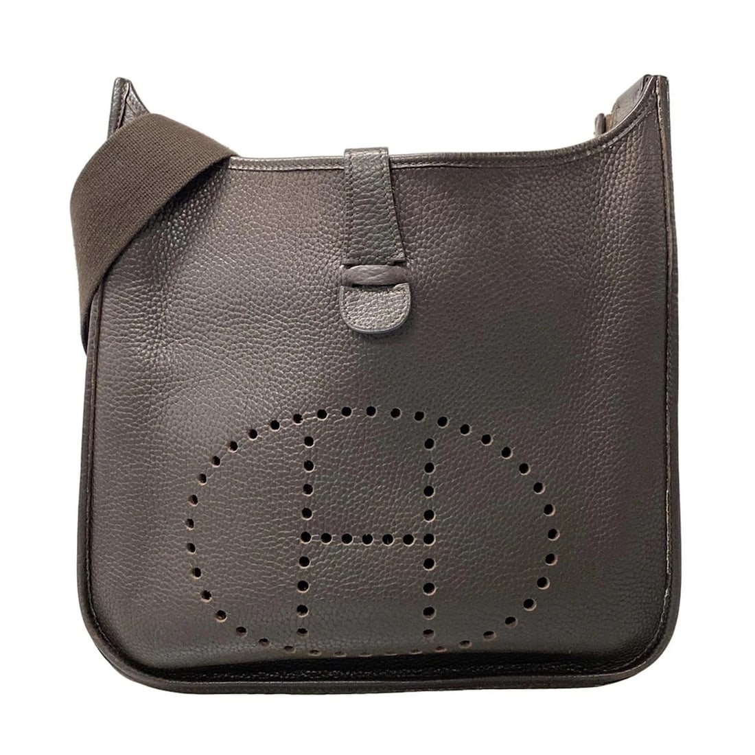 HERMES EVELYNE II GM CHOCOLAT TAURILLON CLEMENCE SQUARE H SHOULDER BAG SHOULDER BAG: HERMES Evelyne II GM Chocolat Taurillon Clemence Square H Shoulder Bag Shoulder Bag Brand: HERMES Type: Shoulder Bag Material: Taurillon Clemence Color: Chocolat Size: Height : 11.02 inch (28
