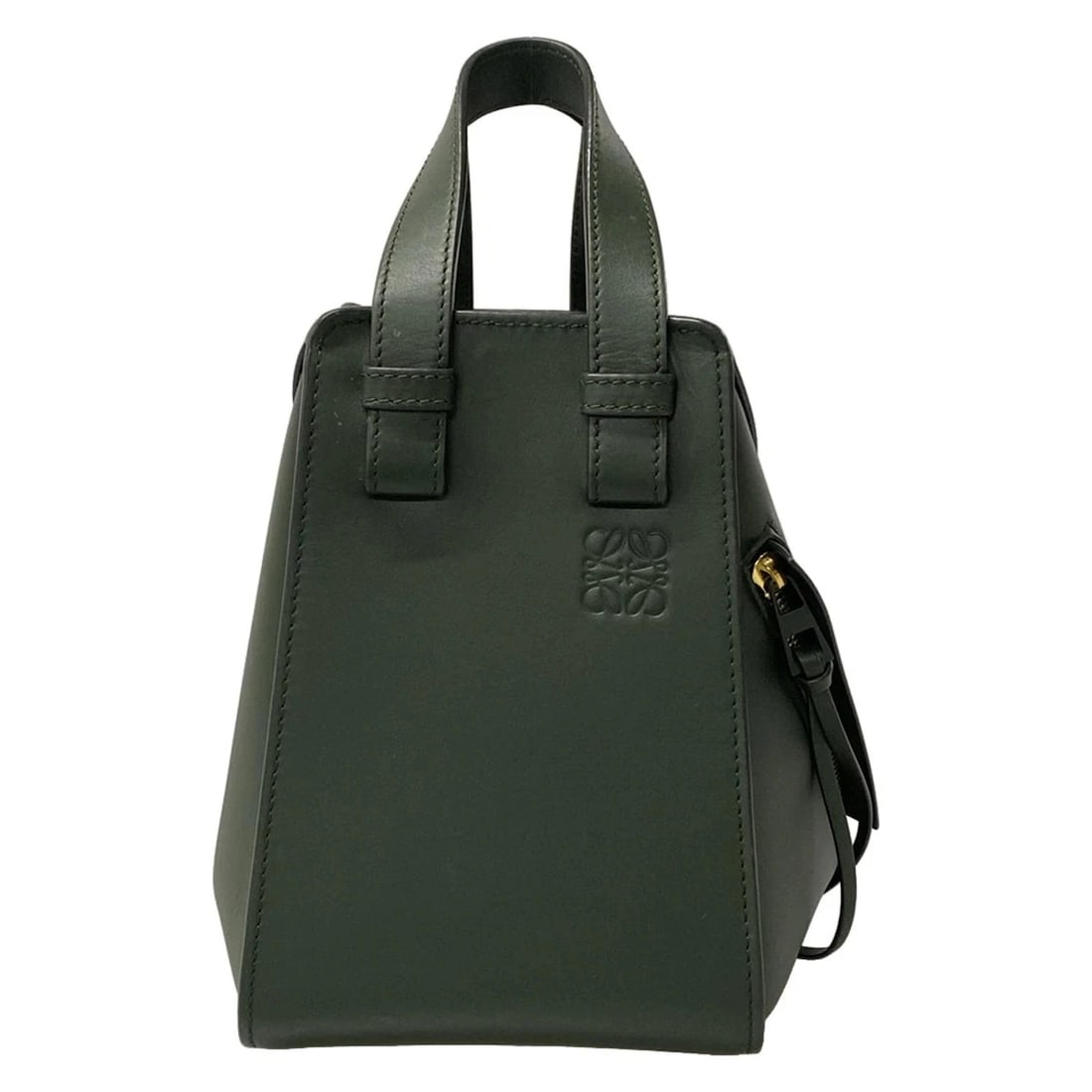 LOEWE HAMMOCK COMPACT - GREEN SATIN CALF HANDBAG: LOEWE Hammock Compact - Green Satin calf Handbag Brand: LOEWE Type: Handbag Material: Satin calf Color: Green Size: Height : 8.46 inch (21.5 cm) Width : 4.33 inch (11 cm) - 9.06 inch (23 cm) Depth