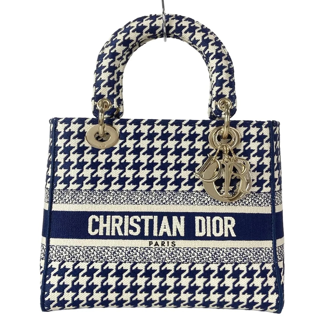 DIOR/CHRISTIANDIOR LADY DIOR LIGHT BAG HANDBAG: DIOR/ChristianDior Lady Dior Light Bag Handbag Brand: DIOR/ChristianDior Type: Handbag Material: Jacquard Color: Cream, Navy Size: Height : 7.87 inch (20 cm) Width : 9.45 inch (24 cm) Depth :