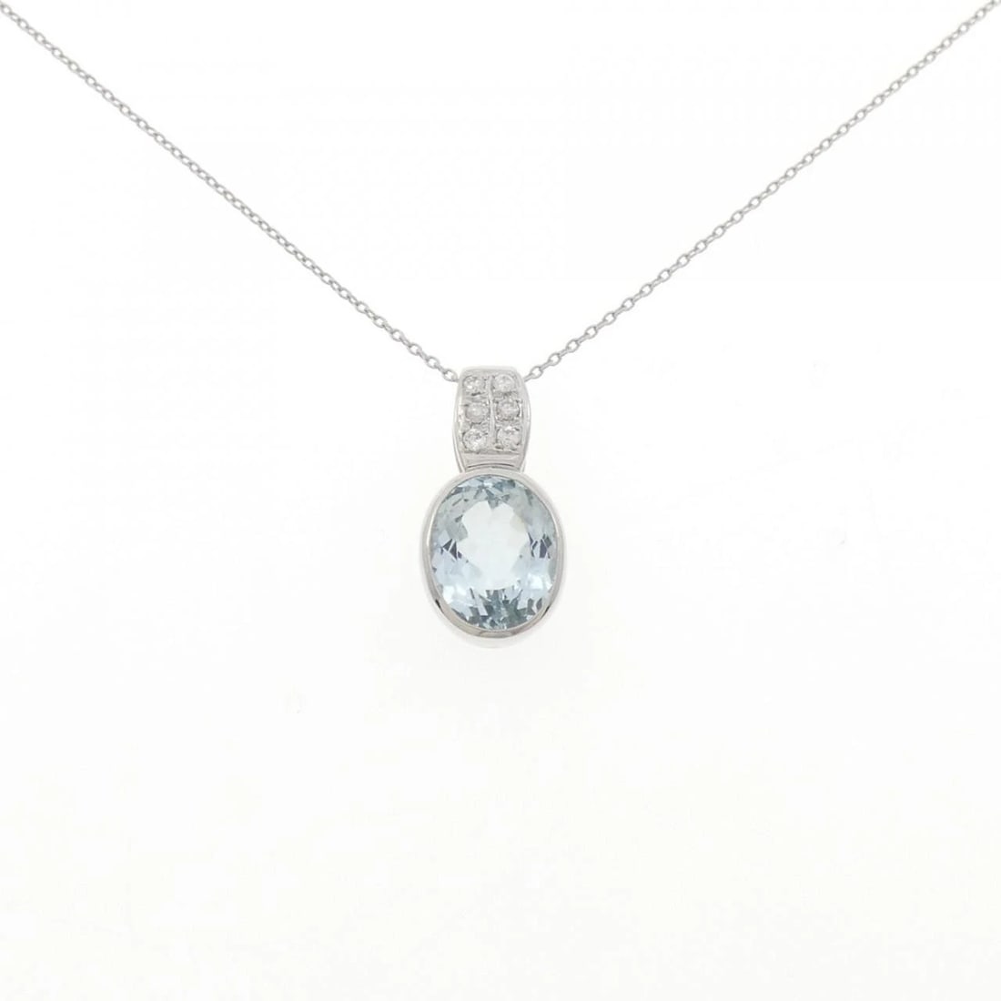 PT900 PT850 AQUAMARINE NECKLACE: PT900 PT850 Aquamarine Necklace Brand: Unbranded Type: Necklace Material: Platinum 900 Platinum 850, Main Stone/Creation aquamarine Color: platinum Size: 45cm ActualSizePendant top H x W:
