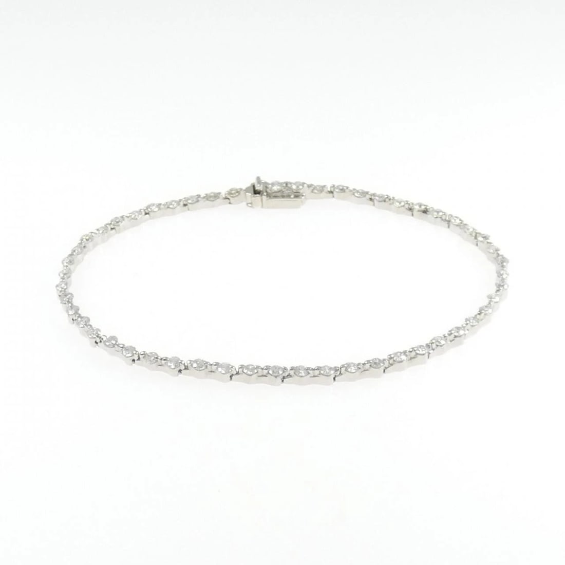 PT850 DIAMOND BRACELET - 3