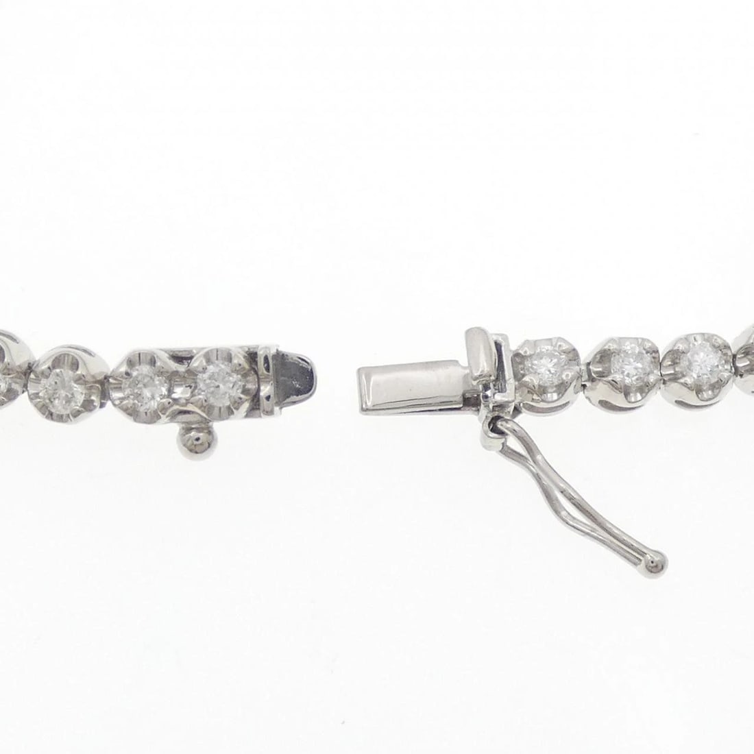 PT850 DIAMOND BRACELET - 3