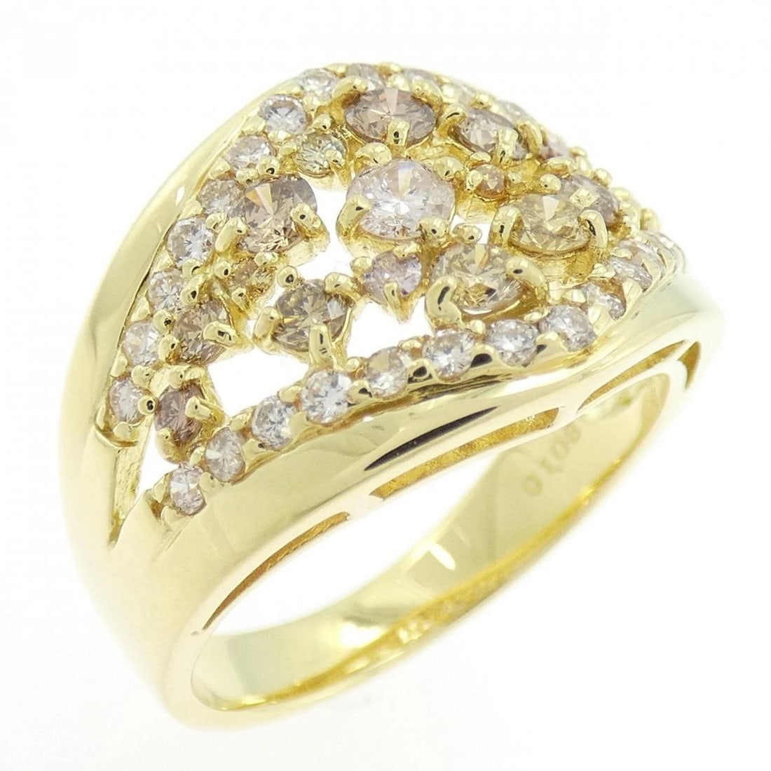 K18YG DIAMOND RING (1 of 3)