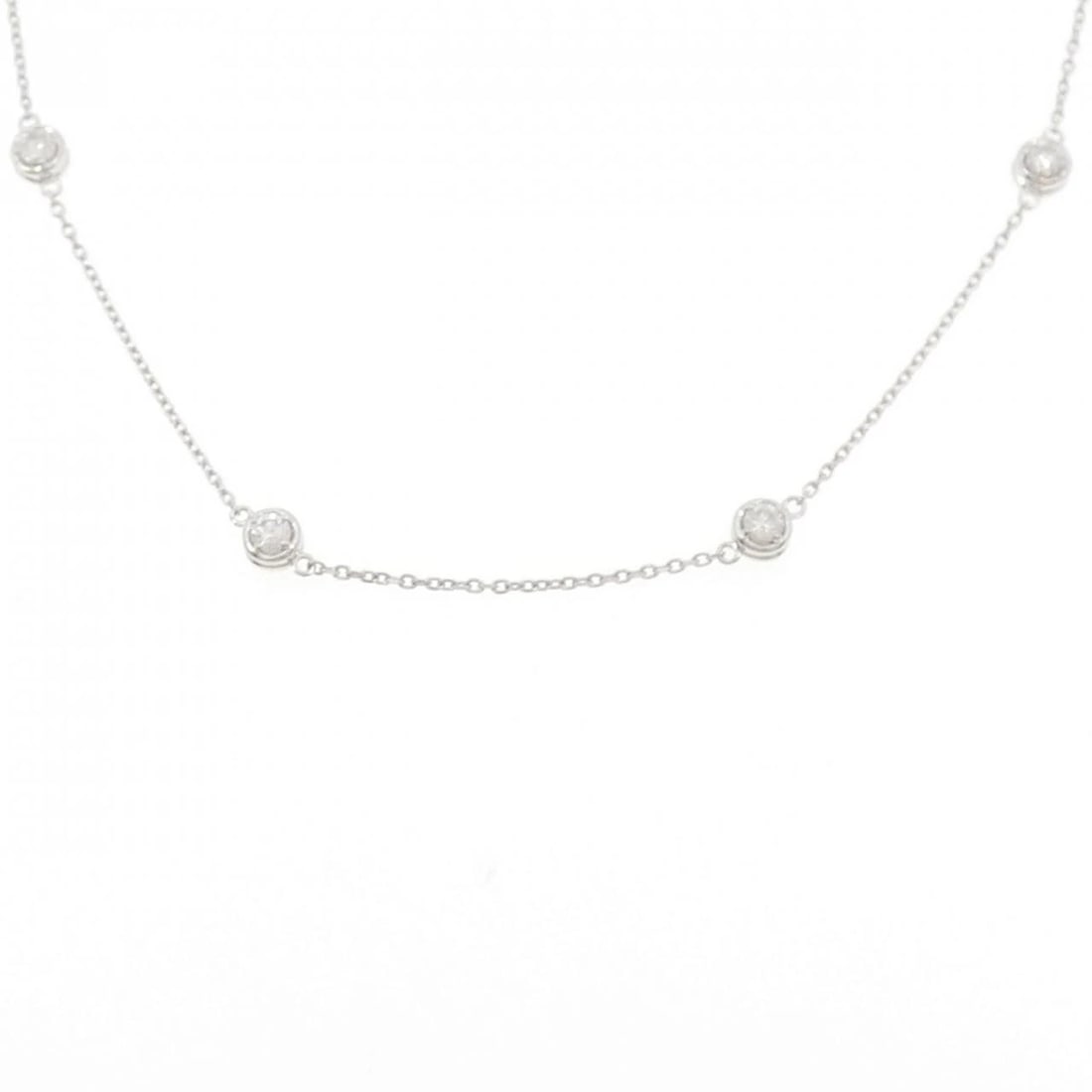K18WG DIAMOND NECKLACE: K18WG Diamond Necklace Brand: Unbranded Type: Necklace Material: K18 White Gold, Main Stone/Creation Natural Color: White Gold Size: 40-45cmActualSize Max W: 3.7mm Chain Max. W: 0.8mm Accessories