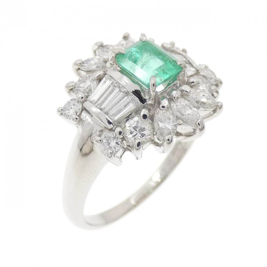 PT850 EMERALD RING: PT850 Emerald Ring Brand: Unbranded Type: Ring Material: Platinum 850, Main Stone/Creation emerald Color: platinum Size: 7-7.5US Accessories: None Accessories Notice: When purchasing