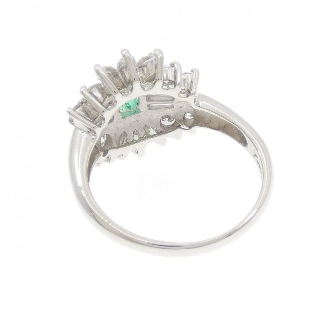 PT850 EMERALD RING - 3