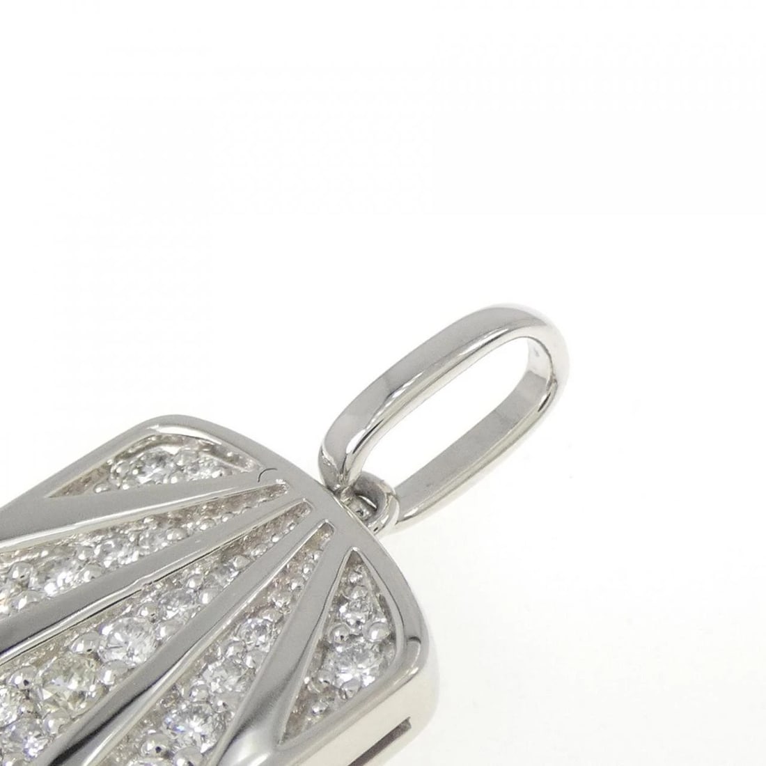 PT950 DIAMOND PENDANT - 3