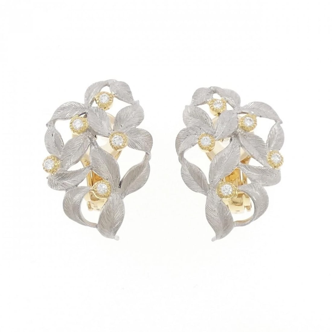 PT900 18KYG DIAMOND EARRINGS: PT900 18KYG Diamond Earrings Brand: Unbranded Type: Earrings Material: Platinum 900 18K Yellow Gold, Main Stone/Creation Natural Color: Yellow Gold Size: ActualSize HxW: 24.5mmx16.9mm 