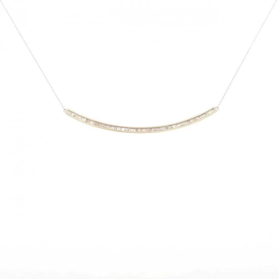 K18YG DIAMOND NECKLACE: K18YG Diamond Necklace Brand: Unbranded Type: Necklace Material: K18 Yellow Gold, Main Stone/Creation Natural Color: Yellow Gold Size: 53cmActualSizePendant top H x W: 3.2mmx72.9mm Chain Max.