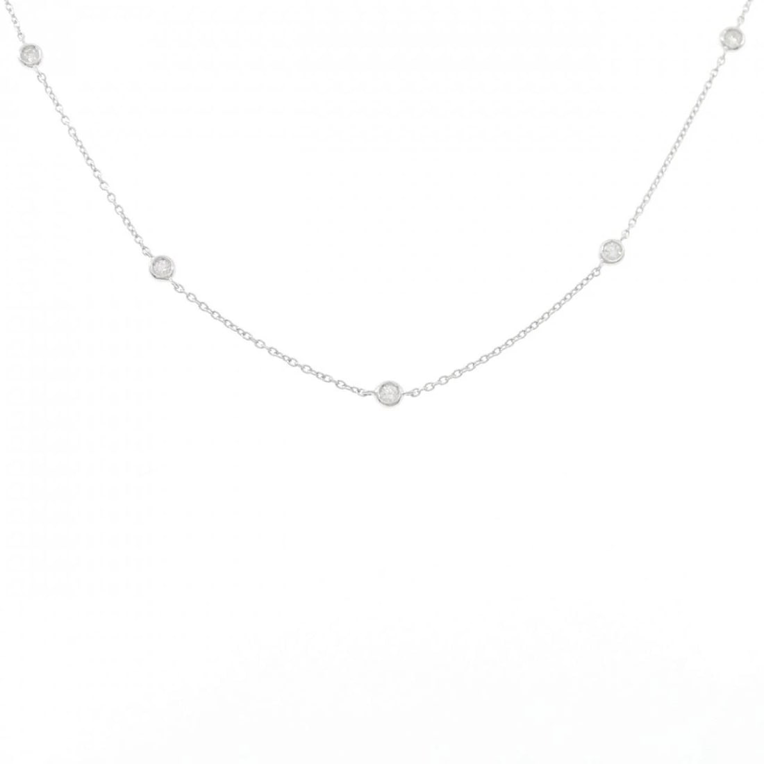 K18WG DIAMOND NECKLACE: K18WG Diamond Necklace Brand: Unbranded Type: Necklace Material: K18 White Gold, Main Stone/Creation Natural Color: White Gold Size: 40cmActualSize Max W: 3.3mm Chain Max. W: 0.8mm 