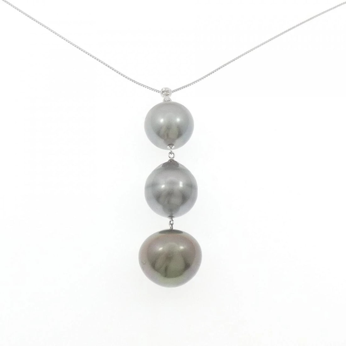 K18WG BLACK PEARL NECKLACE: K18WG Black Pearl Necklace Brand: Unbranded Type: Necklace Material: K18 White Gold, Main Stone/Creation Black PearlSide Stone Natural Color: White Gold Size: 45cmActualSize Pendant top H x W: