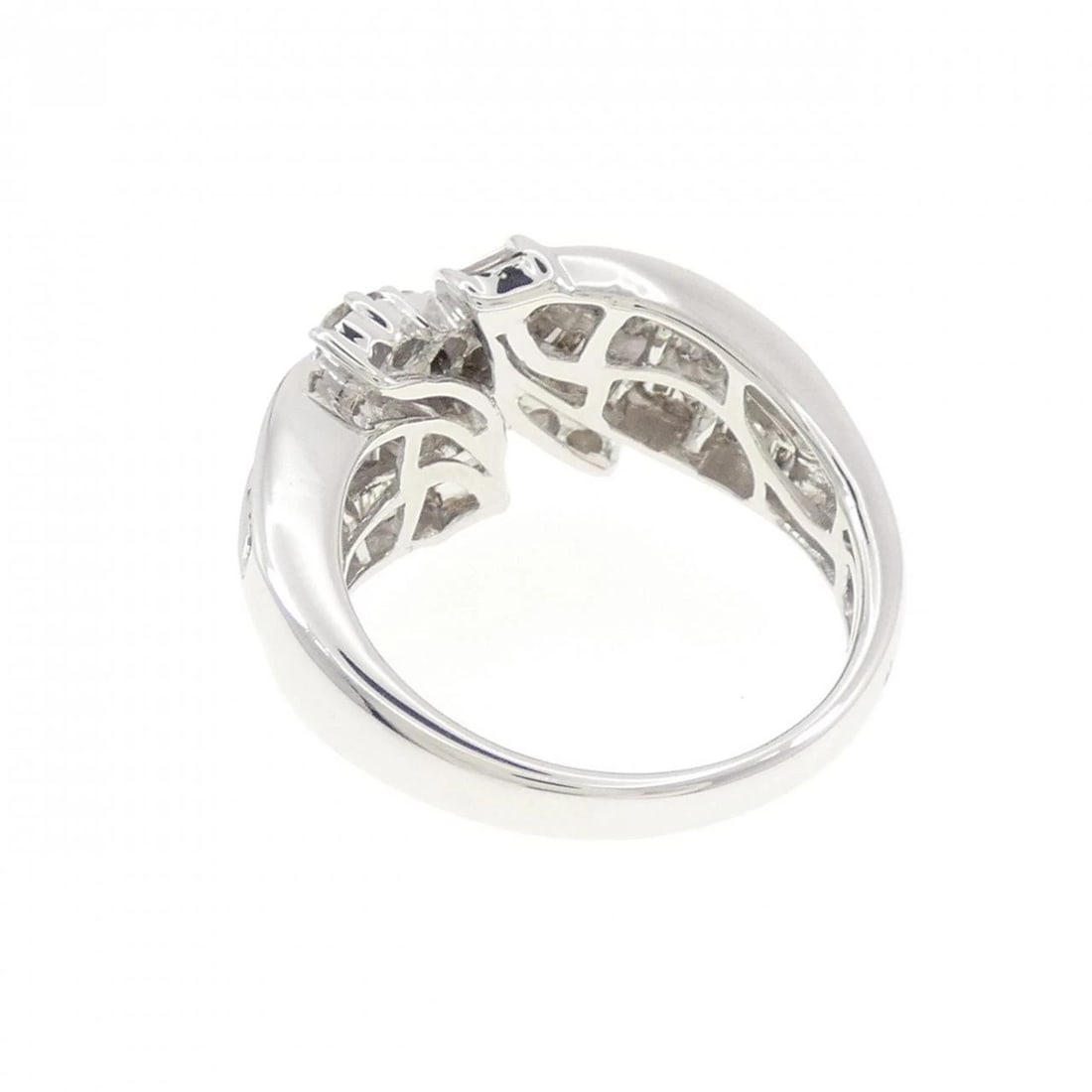 K18WG DIAMOND RING - 3