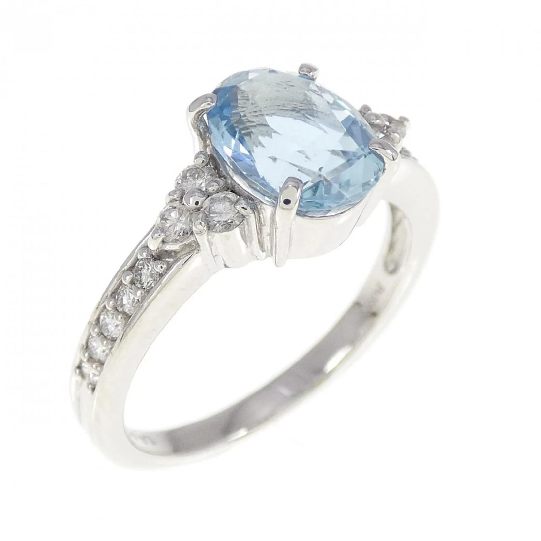 PT AQUAMARINE RING: PT Aquamarine Ring Brand: Unbranded Type: Ring Material: Platinum, Main Stone/Creation AquamarineSide Stone Natural Color: silver Size: 6.5 (US size) Accessories: None Accessories Notice: