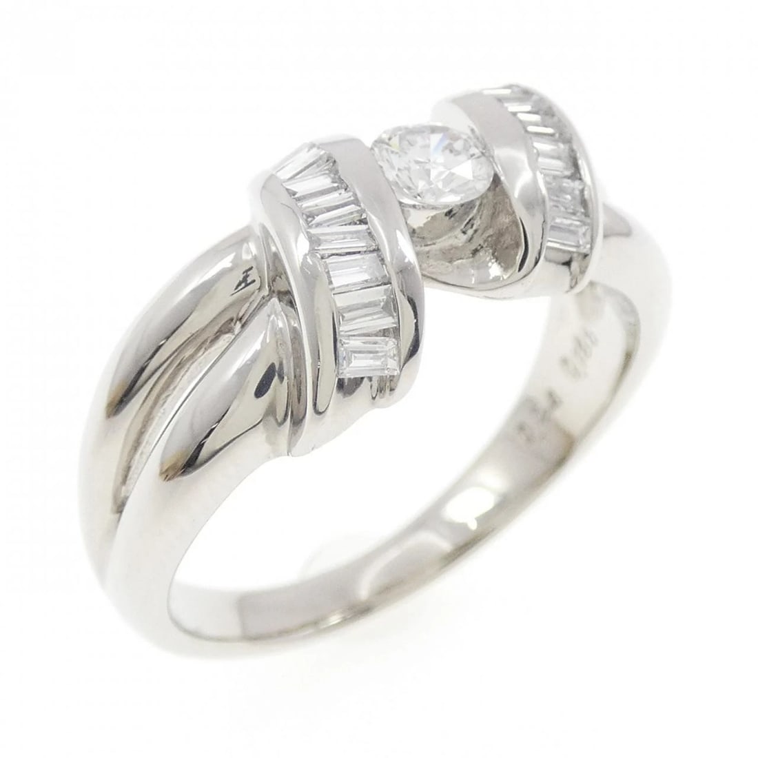 PT900 DIAMOND RING: PT900 Diamond Ring Brand: Unbranded Type: Ring Material: Platinum 900, Main Stone/Creation Natural Color: platinum Size: 7-7.5US Accessories: None Accessories Notice: When purchasing pre-o