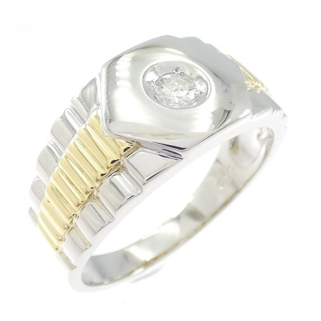 PT900 K18YG DIAMOND RING: PT900 K18YG Diamond Ring Brand: Unbranded Type: Ring Material: Platinum 900 K18 Yellow Gold, Main Stone/Creation Natural Color: Yellow Gold Size: 9 (US size) Accessories: None Accessories