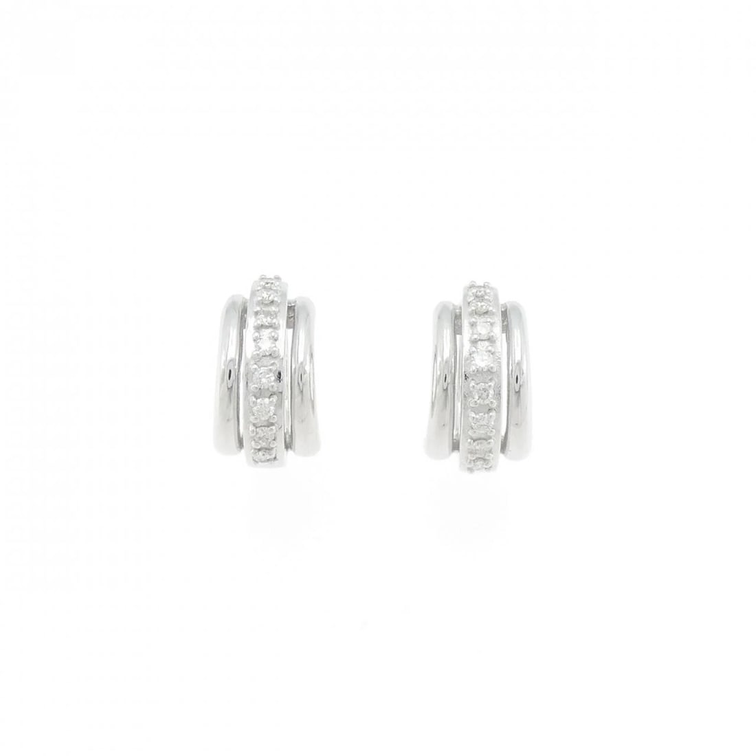 K14WG DIAMOND EARRINGS: K14WG Diamond Earrings Brand: Unbranded Type: Earrings Material: K14 White Gold, Main Stone/Creation Natural Color: white gold Size: HxW: 14.3mmx7.9mm Accessories: None Accessories Notice: