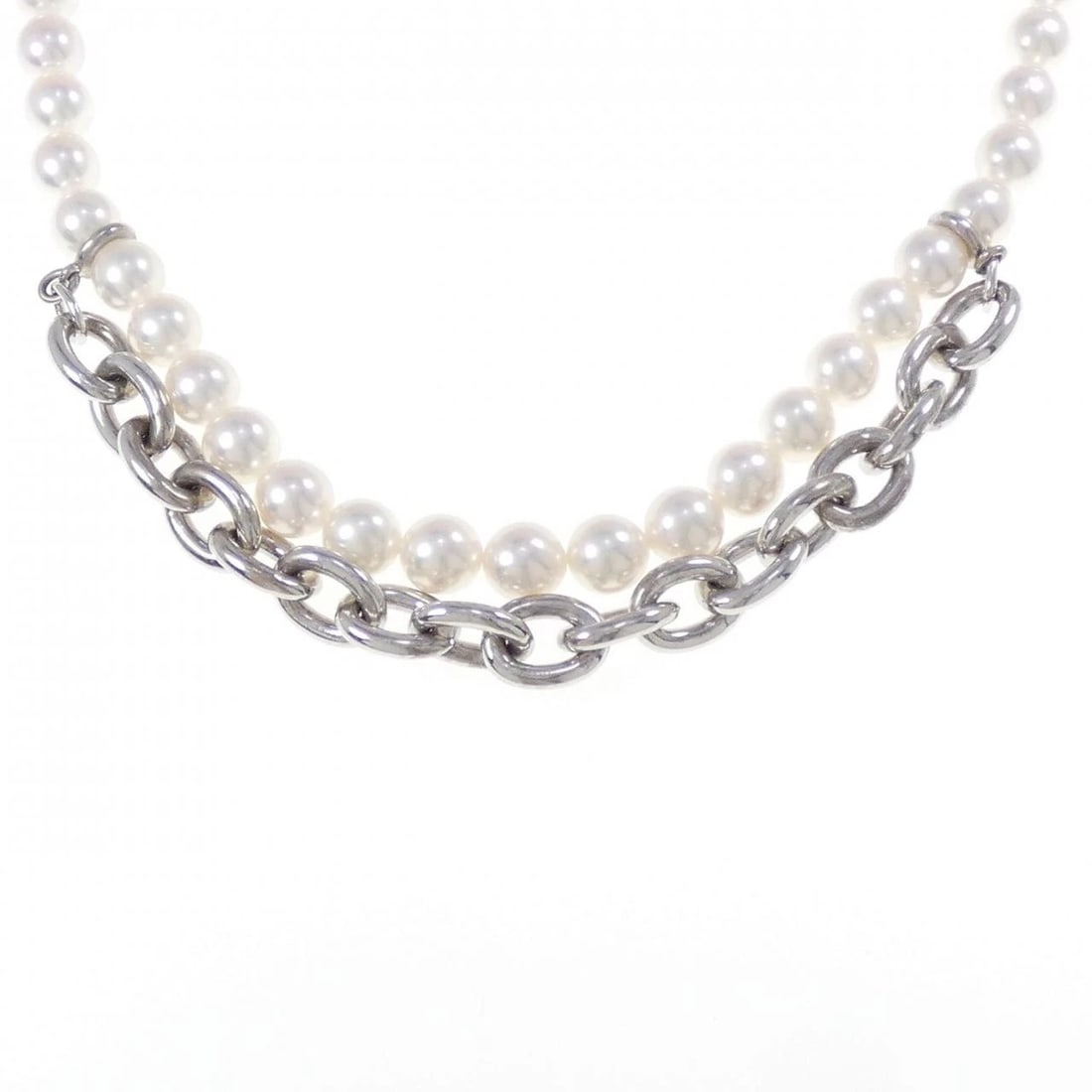 MIKIMOTO AKOYA PEARL NECKLACE: MIKIMOTO Akoya Pearl Necklace Brand: MIKIMOTO Type: Necklace Material: 925 Silver, Main Stone/Creation Akoya Pearl Color: Silver Size: 43-49cm,ActualSize Max W: 8.0mm Chain Max. W: 9.3mm 