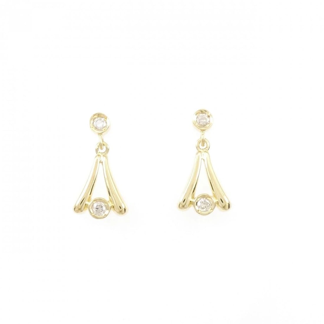 K18YG DIAMOND EARRINGS: K18YG Diamond Earrings Brand: Unbranded Type: Earrings Material: K18 Yellow Gold, Main Stone/Creation Natural Color: Yellow Gold Size: ActualSize HxW: 15.7mmx8.0mm Accessories: None