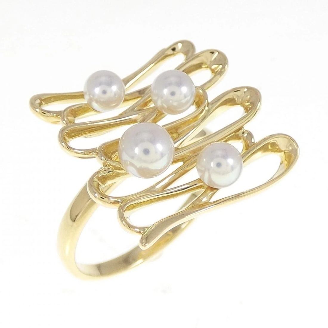 K18YG AKOYA PEARL RING: K18YG Akoya Pearl Ring Brand: Unbranded Type: Ring Material: K18 Yellow Gold, Main Stone/Creation Akoya Pearl Color: Yellow Gold Size: 6 (US size) Accessories: None Accessories Notice: When