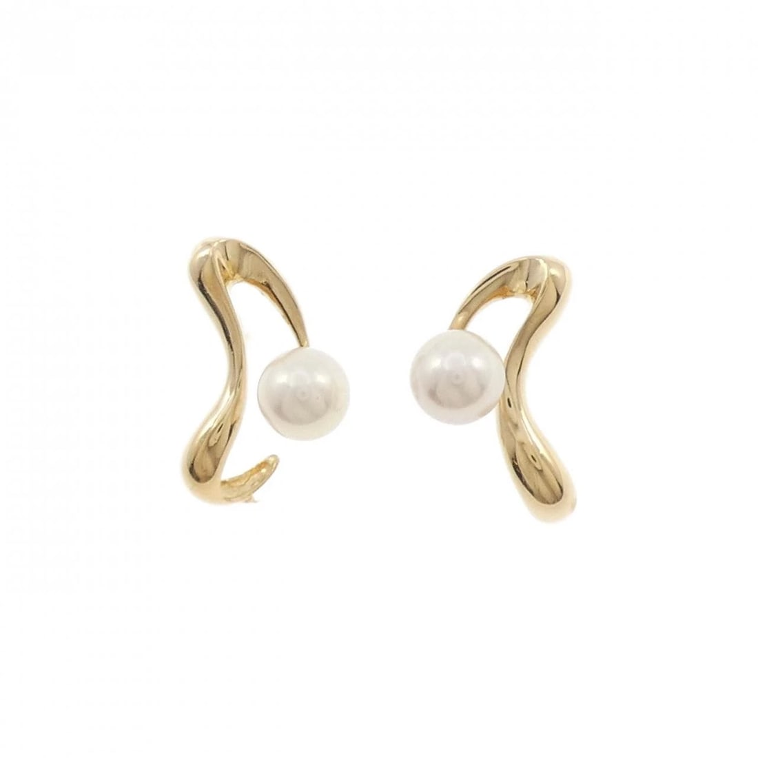 K18YG AKOYA PEARL EARRINGS: K18YG Akoya Pearl Earrings Brand: Unbranded Type: Earrings Material: K18 Yellow Gold, Main Stone/Creation Akoya Pearl Color: Yellow Gold Size: ActualSize HxW: 19.7mmx11.8mm Accessories: None
