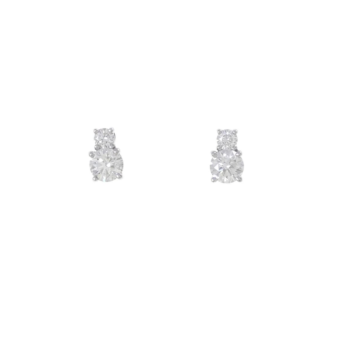 PT900 DIAMOND PIERCE: PT900 Diamond Pierce Brand: Unbranded Type: Diamond Pierce/Earring Material: Platinum 900, Main Stone/Creation Natural Color: platinum Size: Approx. height x width: 6.8mm x 4.3mm Accessories: