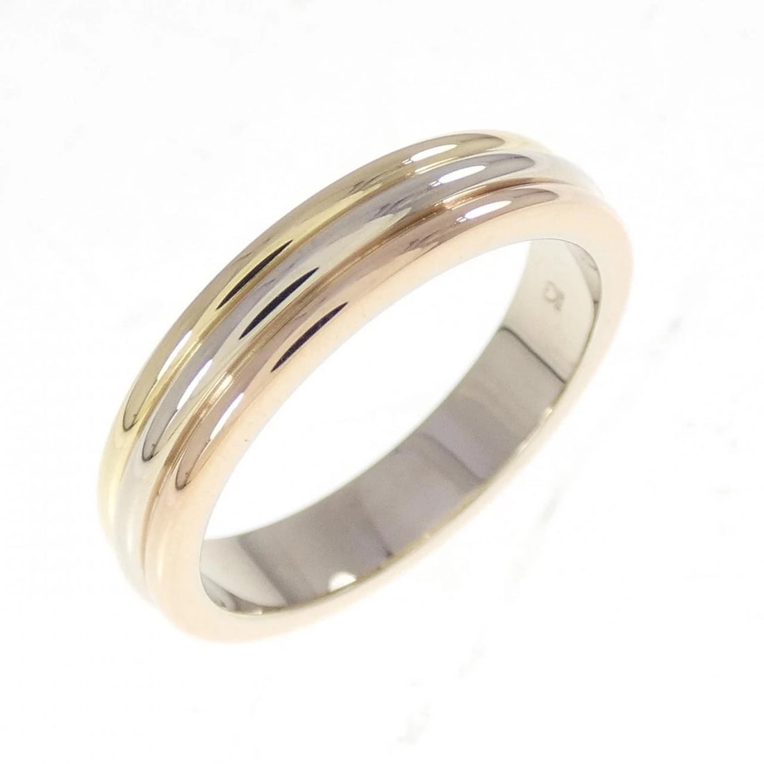 CARTIER THREE GOLD WEDDING RING: Cartier Three Gold Wedding Ring Brand: Cartier Type: Ring Material: 750 Yellow Gold 750 White Gold 750 Pink Gold, Color: None Size: 5.5 (US size) Accessories: None Accessories Notice: When