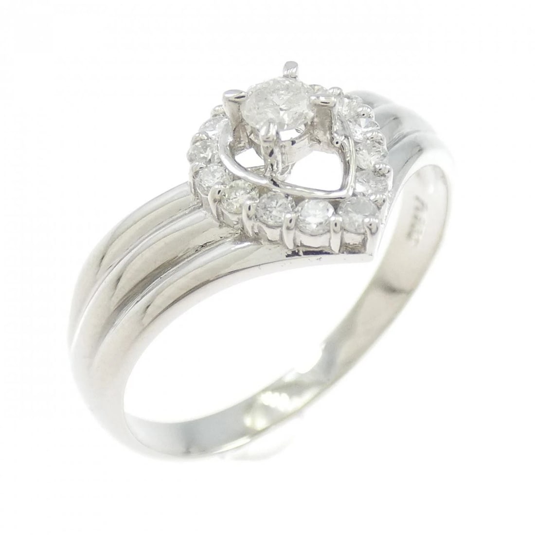 PT900 DIAMOND RING: PT900 Diamond Ring Brand: Unbranded Type: Ring Material: Platinum 900, Main Stone/Creation Natural Color: platinum Size: 8US Accessories: None Accessories Notice: When purchasing pre-owned