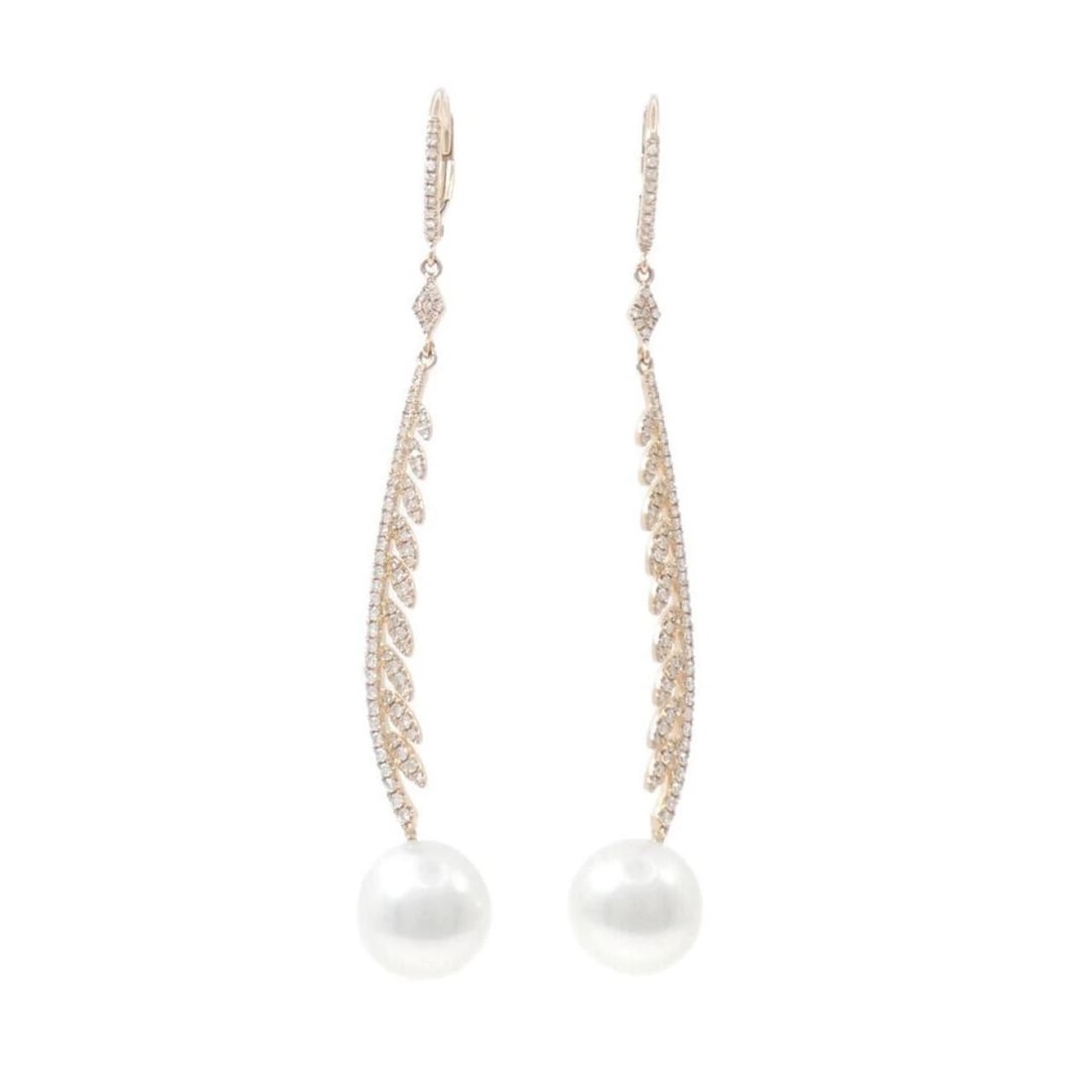 18K WHITE PEARL PIERCE: 18K White Pearl Pierce Brand: Unbranded Type: White Butterfly Pearl Pierce/Earring Material: 18K white gold, Main Stone/Creation white pearl Color: white gold Size: Approx. height x width: