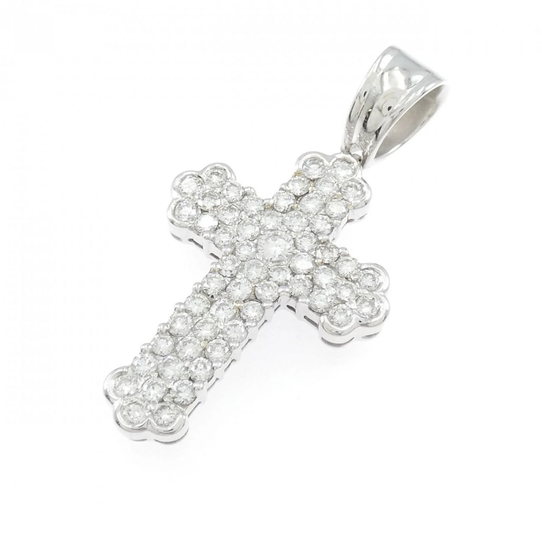 K18WG CROSS DIAMOND PENDANT: K18WG Cross Diamond Pendant Brand: Unbranded Type: Pendant Brooch Material: K18 White Gold, Main Stone/Creation Natural Color: White Gold Size: ActualSize HxW: 45.0mmx23.6mm Accessories: None
