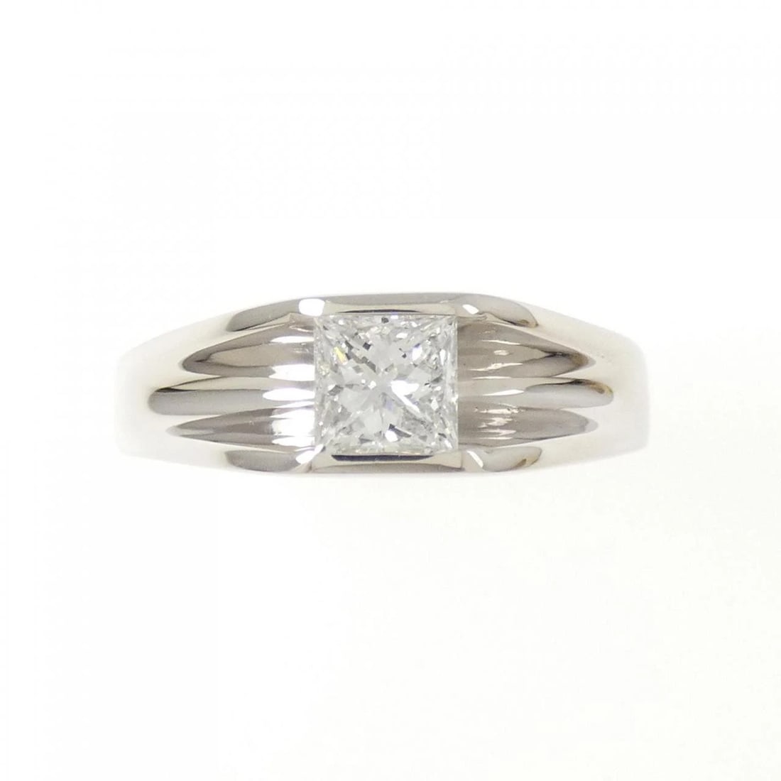 PT900 DIAMOND RING - 2